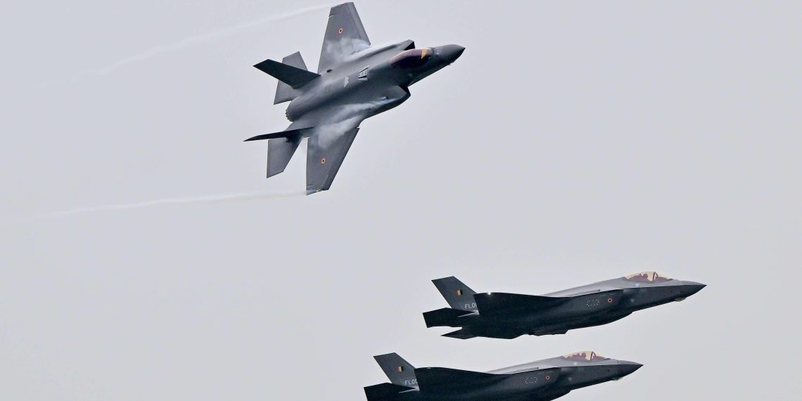 Retard de livraison, espace aérien restreint… L’arrivée des avions F-35 en Belgique tourne au flop