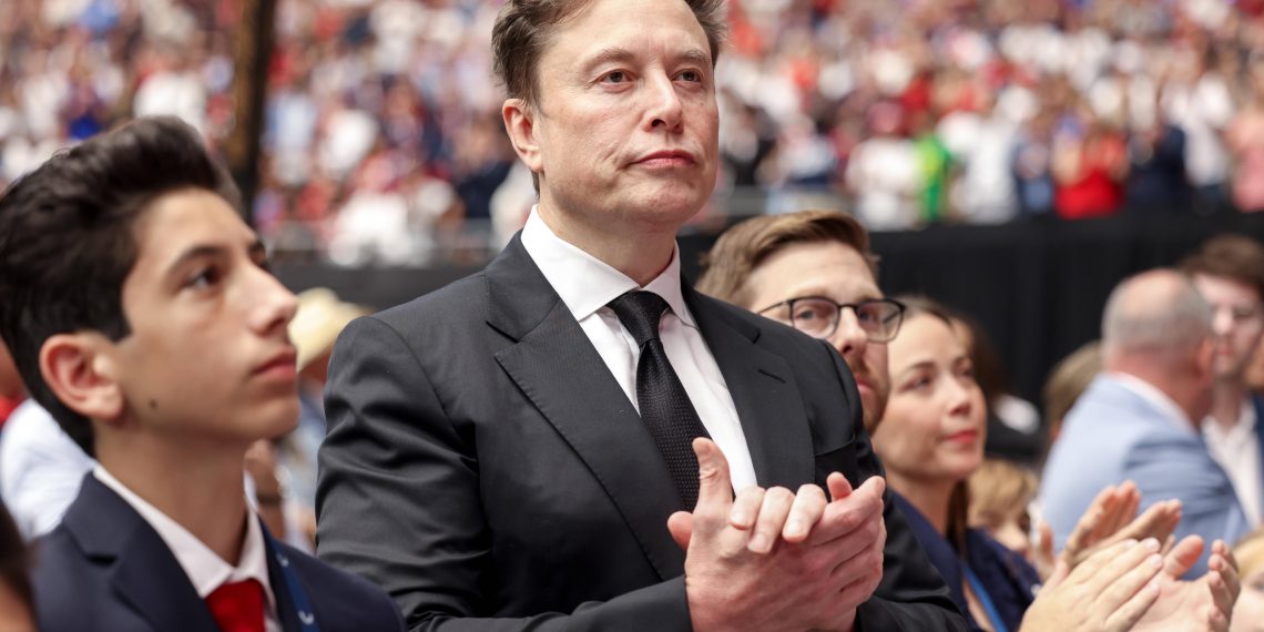 Contre le «wokisme» de Wikipédia, Elon Musk s’apprête à lancer Grokipedia