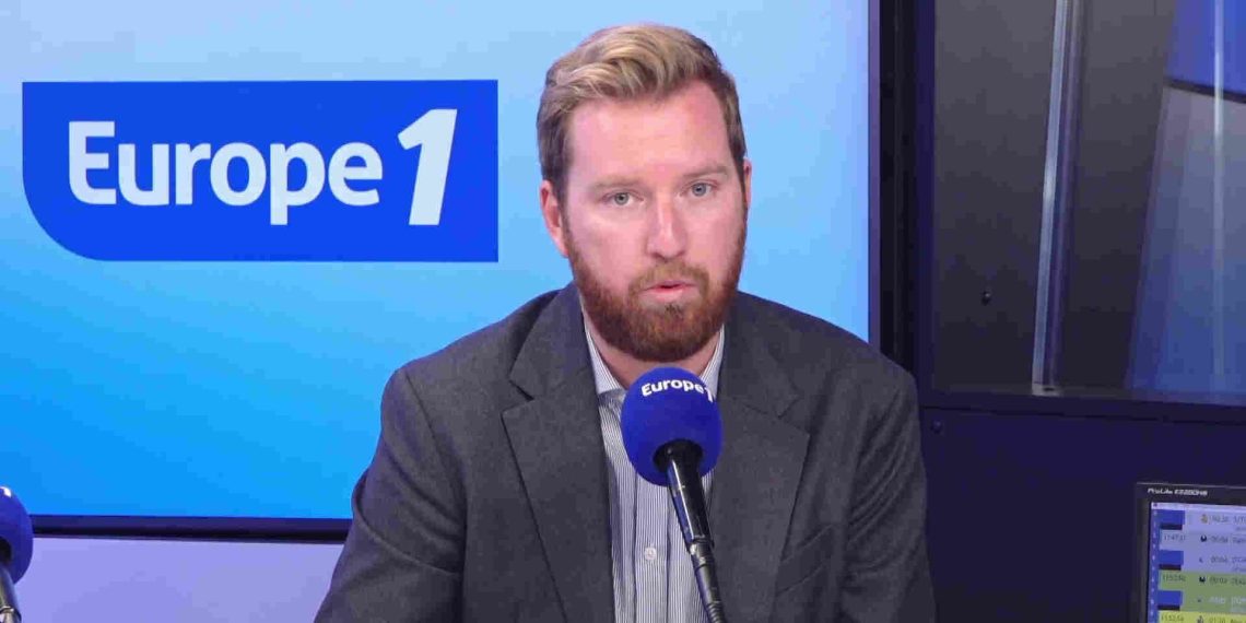 Tentative de viol dans le RER C : «Toutes les femmes vous le disent, elles doivent prendre des précautions dans les transports», affirme Thomas Bonnet