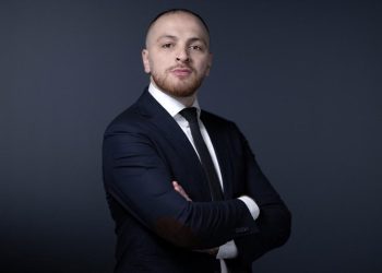 Municipales 2026 : l’eurodéputé RN Matthieu Valet annonce sa candidature à Lille