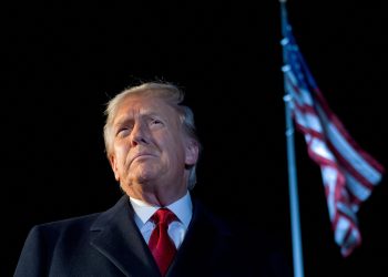 «Anéantir les terroristes islamistes» : Trump menace de lancer une opération militaire au Nigeria pour protéger les chrétiens