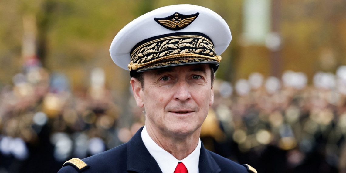 Menace russe : le chef d’État-major des armées demande aux maires de préparer la population aux futurs conflits