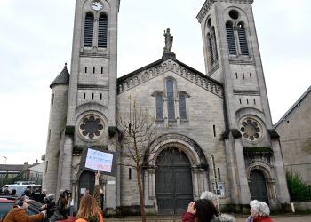 Messe pour Pétain : le droit protège la prière pour tous les défunts