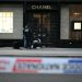 Paris : une boutique Chanel visée par une tentative de braquage, les suspects en fuite