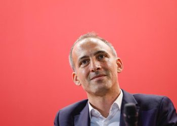 Raphaël Glucksmann, un présidentiable aux pieds d’argile