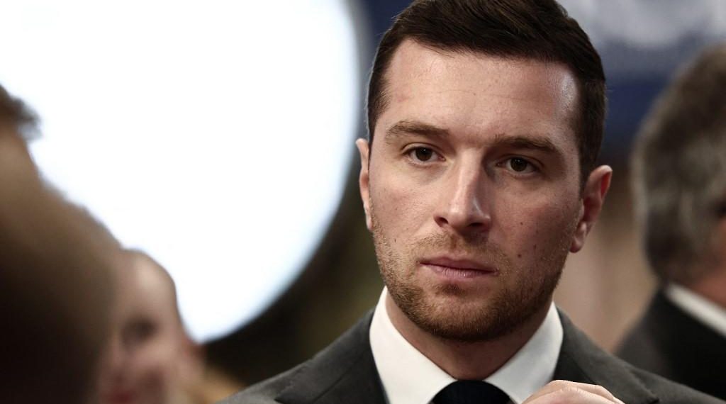 Présidentielle 2027 : un sondage donne Jordan Bardella gagnant au second tour quel que soit son adversaire