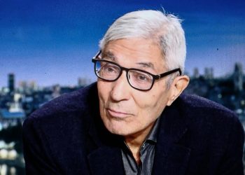 «Des hommes patibulaires, moitié islamistes, moitié voyous de quartier, sont venus vers moi» : Boualem Sansal raconte son arrestation en Algérie