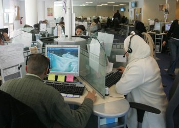 «10 000 emplois pourraient disparaître !» : les centres d’appels marocains paniqués par l’interdiction du démarchage téléphonique en France