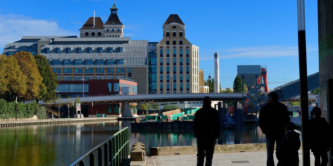 «Voir toute cette déchéance humaine, c’est difficile» : face à l’insécurité persistante, BNP Paribas va quitter le quartier Rosa-Parks