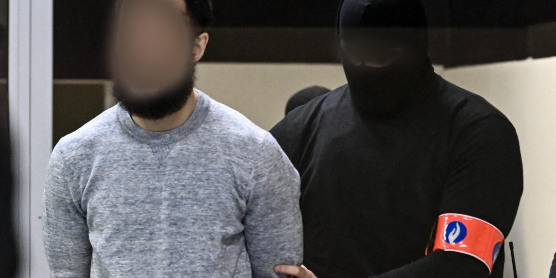 Clé USB de Salah Abdeslam : le parquet antiterroriste demande la mise en examen du terroriste et de son ex-compagne