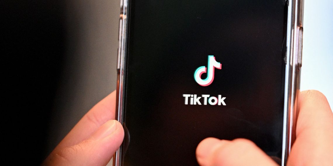 TikTok : comment l’algorithme pousse des contenus dépressifs et suicidaires aux utilisateurs adolescents