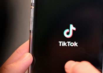 TikTok : comment l’algorithme pousse des contenus dépressifs et suicidaires aux utilisateurs adolescents