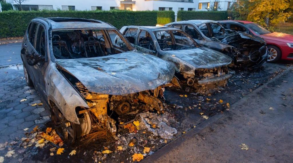 Allemagne : la voiture d’un député de l’AfD incendiée par des antifas