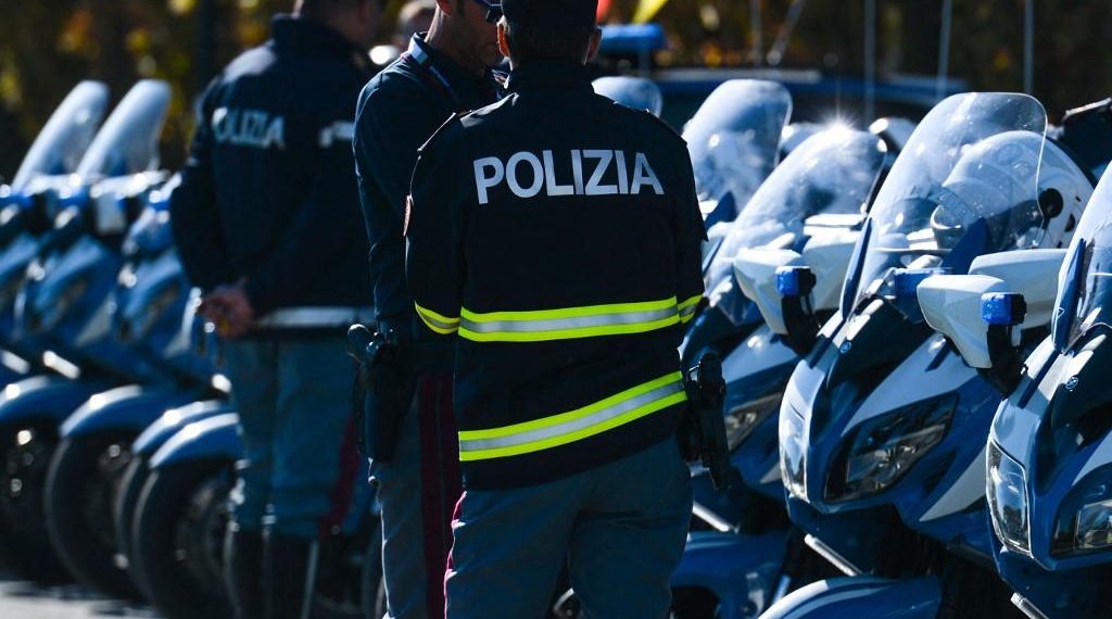 Menaces, brûlures à la cigarette et coupures à la paupière : le calvaire infligé à un adolescent handicapé choque l’Italie