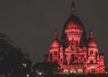 «C’est d’une telle violence» : à Paris, les croyants mobilisés face aux persécutions des chrétiens à travers le monde
