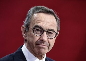 «Le hold-up du siècle» : Bruno Retailleau étrille le budget présenté par Sébastien Lecornu