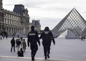 Cambriolage au Louvre : un quatrième suspect interpellé