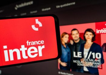 France Inter : «On a des humoristes ni corrosifs, ni impertinents, ni drôles», lâche un rédacteur en chef