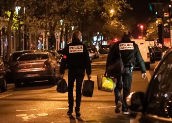 «Tu te dis si les terroristes sont là, je vais prendre des balles» : en première ligne des attentats du 13-Novembre, ces soignants et policiers témoignent