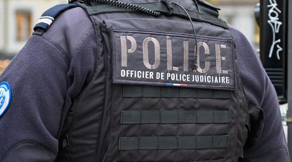 «On a vu des jeunes s’introduire dans le jardin» : un adolescent de 17 ans poignardé à mort en Moselle