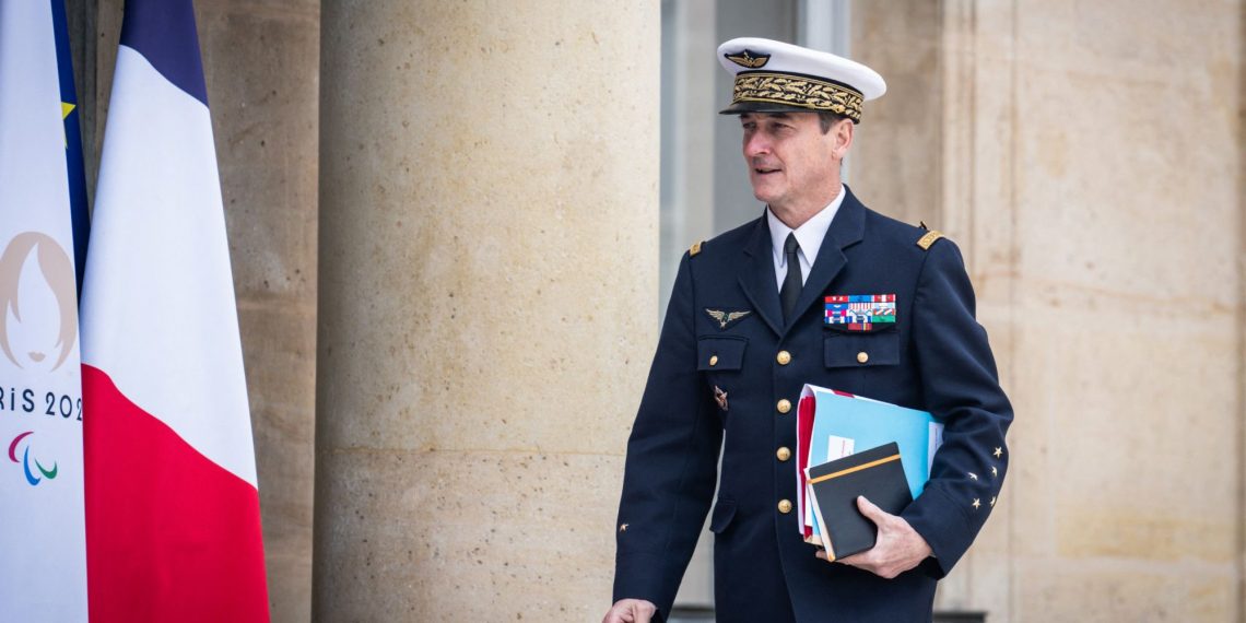 «L’avenir reste un peu sombre» : les maires inquiets après les propos chocs du chef d’état-major des armées