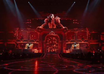 Lady Gaga à Bercy : la messe pop qui a enflammé Paris