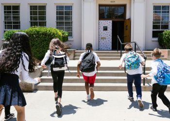 Doubs : Des enfants se défient en organisant des jeux dangereux sur la route