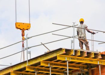 Gironde : Un ouvrier meurt en chutant d’un immeuble en chantier, un autre grièvement blessé