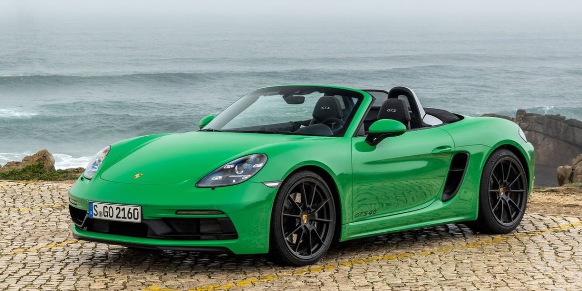 Landes : Un garagiste encaisse un acompte de 12.000 euros et ne livre jamais la Porsche promise