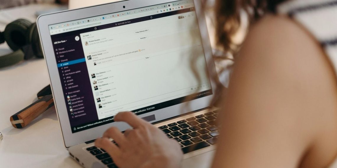 Var : Arnaquée en vendant une place pour Indochine, elle perd 7.000 euros