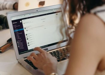 Var : Arnaquée en vendant une place pour Indochine, elle perd 7.000 euros