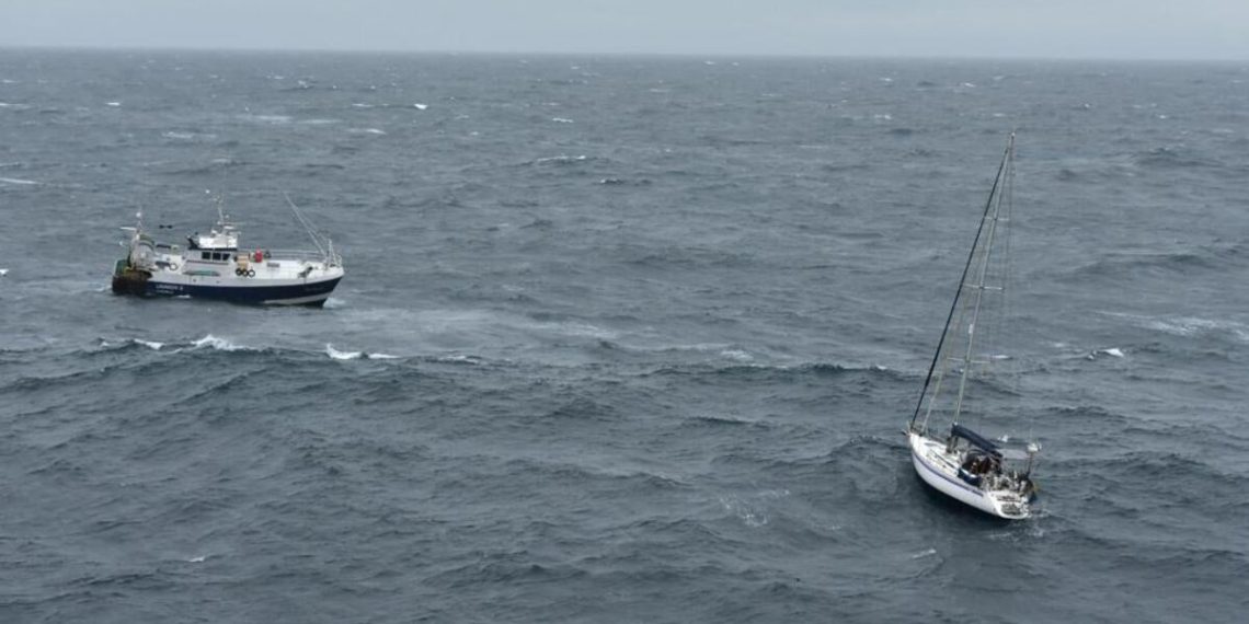 Landes : Trois personnes en urgence absolue après le chavirement de leur voilier