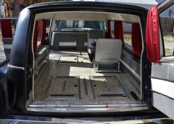 Loire : Des employés de pompes funèbres flashés en excès de vitesse avec un corbillard