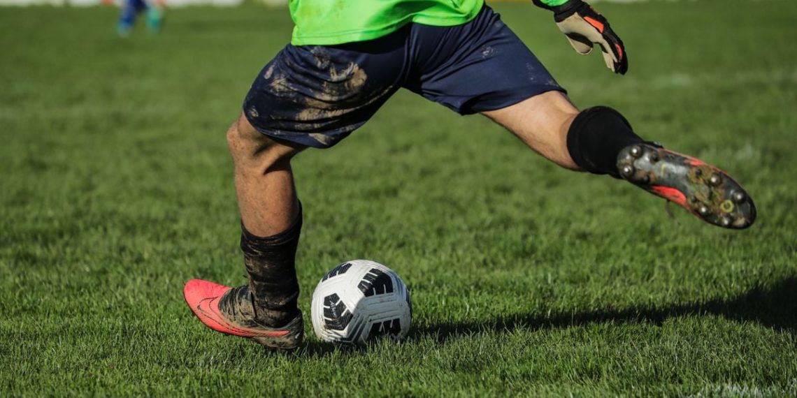 Deux-Sèvres : Un match de football amateur dégénère, quatre plaintes déposées