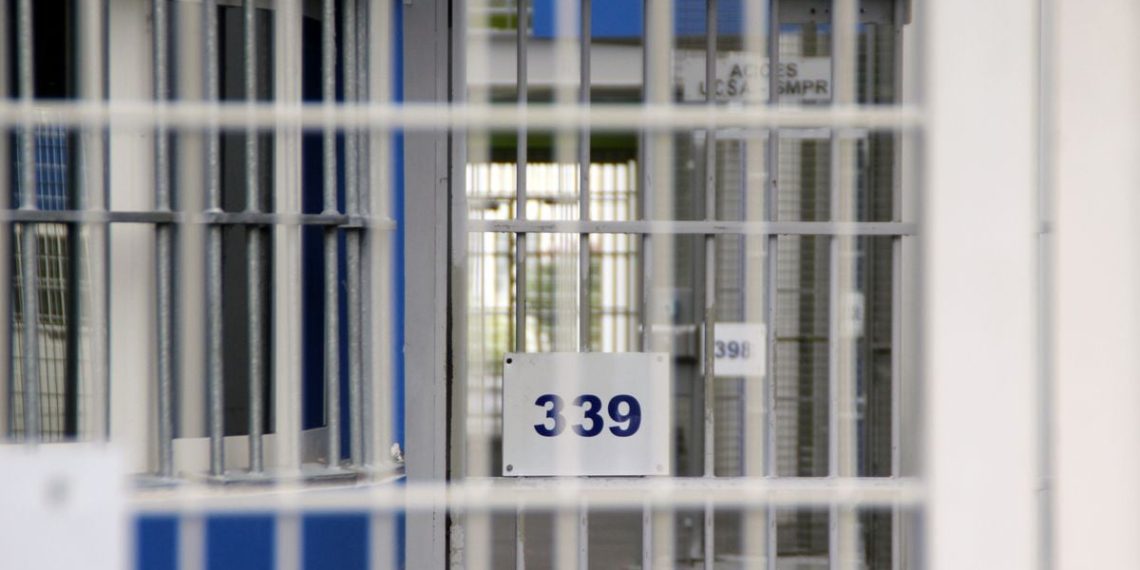 Rennes : Un détenu de 28 ans meurt dans l’incendie de sa cellule