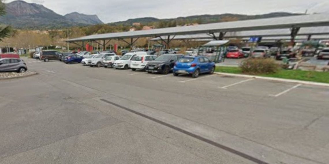 Gap : Une femme se donne la mort avec une tronçonneuse dans une zone commerciale