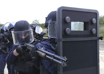 Doubs : Un homme retranché chez lui interpellé après avoir tiré sur des agents municipaux