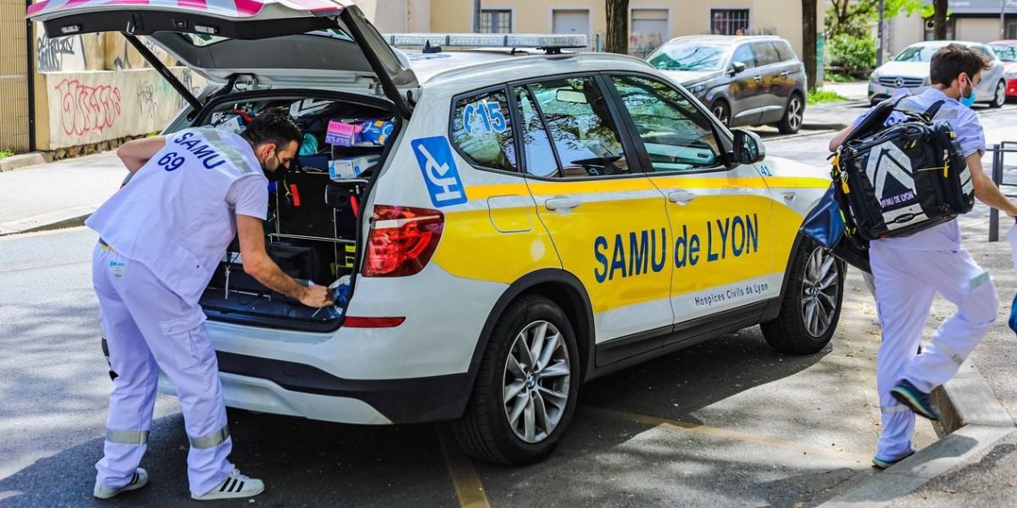 Lyon : Un homme de 29 ans fait une chute mortelle du 5e étage de son immeuble