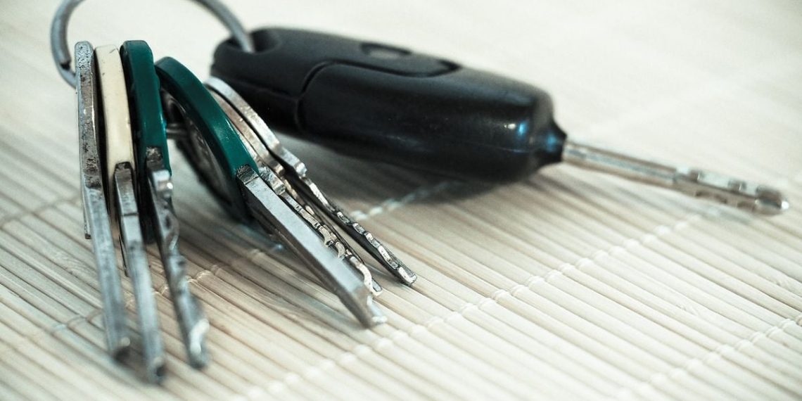 Etats-Unis : Un père se suicide après avoir laissé sa fille mourir de chaud dans sa voiture pour regarder du porno