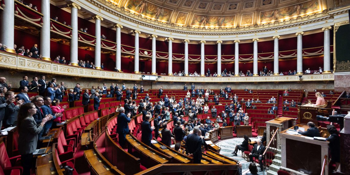 Assemblée nationale : un collectif de députés dénonce les propos anti-Harkis d’un élu LFI