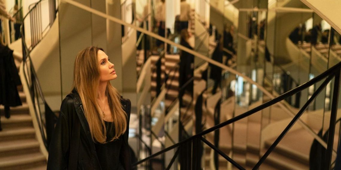 Luxe : Chanel habille les stars du cinéma depuis près de 100 ans