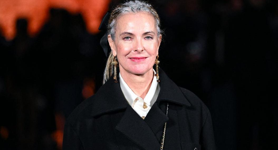 «Une folie bien réelle» : Carole Bouquet raconte les derniers jours de Samuel Paty