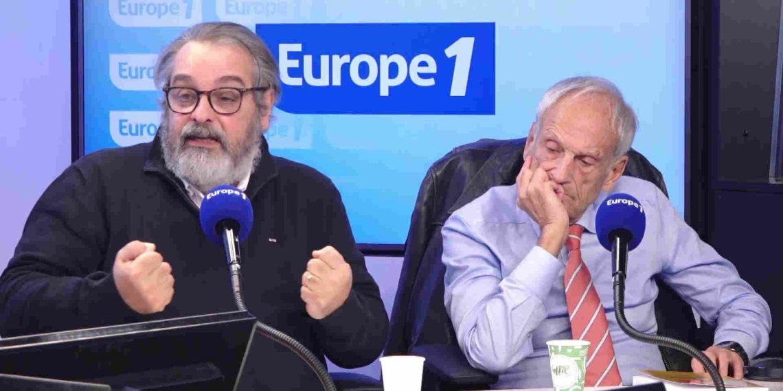 Fraude sociale : «On a toujours un surnombre de 5 millions de cartes vitales», dénonce Charles Prats