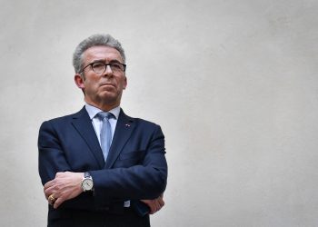 Christophe Gomart : «Face à la catastrophe intérieure, Macron agite le spectre de la guerre»