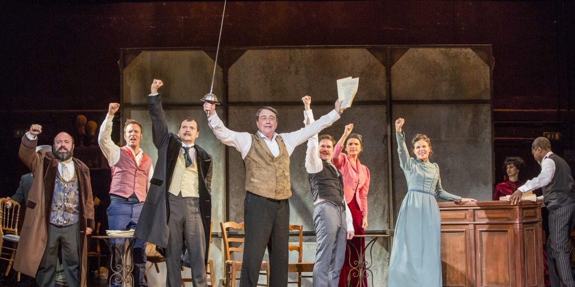 Théâtre du Palais-Royal : les deux rois Michalik et Daguerre