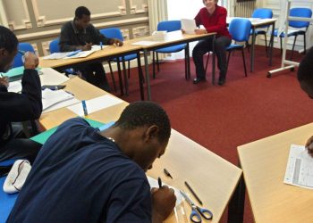 Un mineur non accompagné blessé sur un point de deal à Grenoble : qui sont ces jeunes «MNA» de plus en plus nombreux en France ?