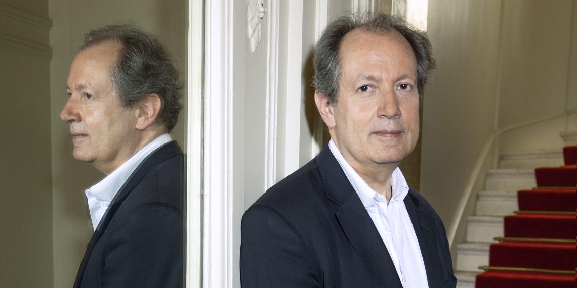 Soldats, amitié et foi : le nouveau recueil de nouvelles de Jean-René Van der Plaetsen