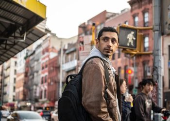 L’Intermédiaire, Jean-Baptiste Greuze et la BD du Puy du Fou : la sélection culturelle de la semaine