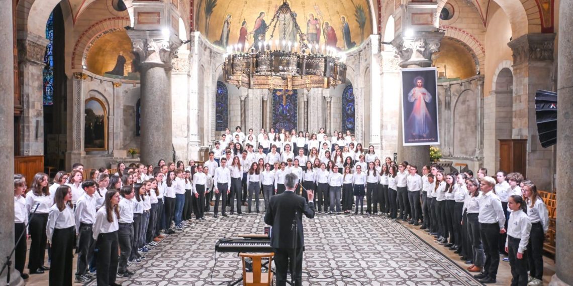 Notre-Dame de Paris : 500 choristes venus de toute la France pour une messe unique