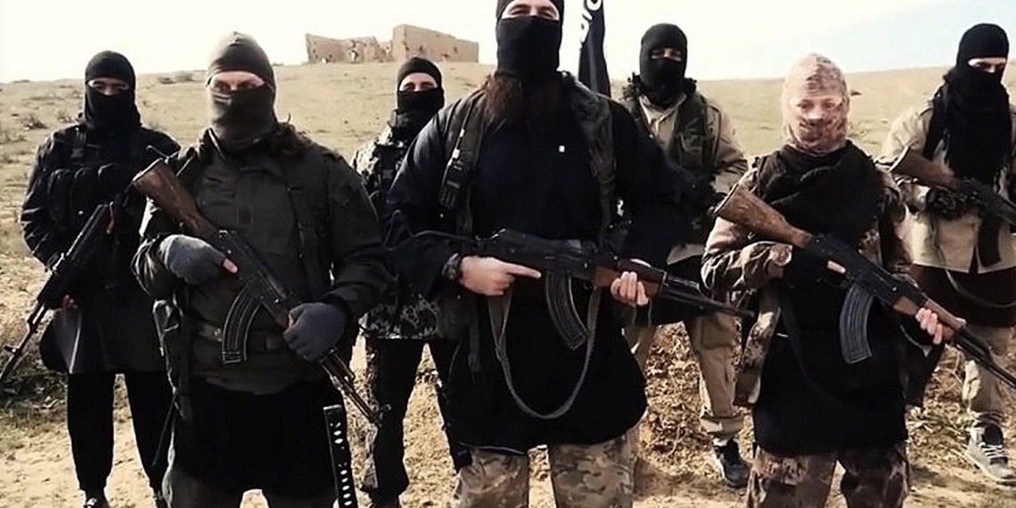 Terrorisme : quand les médias minimisaient l’infiltration de djihadistes parmi les migrants